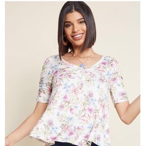 ModCloth NWOT floral quarter sleeved blouse